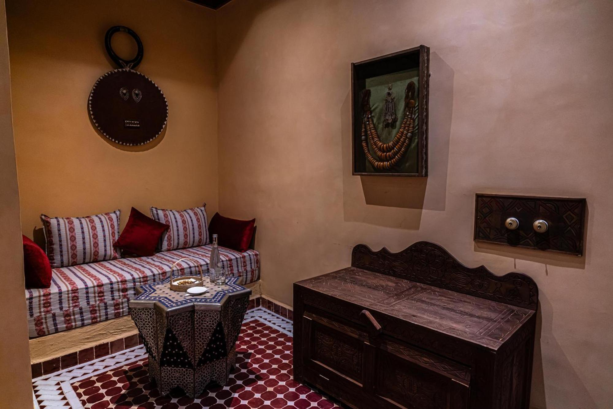 Hotel Riad Xaluca Мерзуга Екстер'єр фото