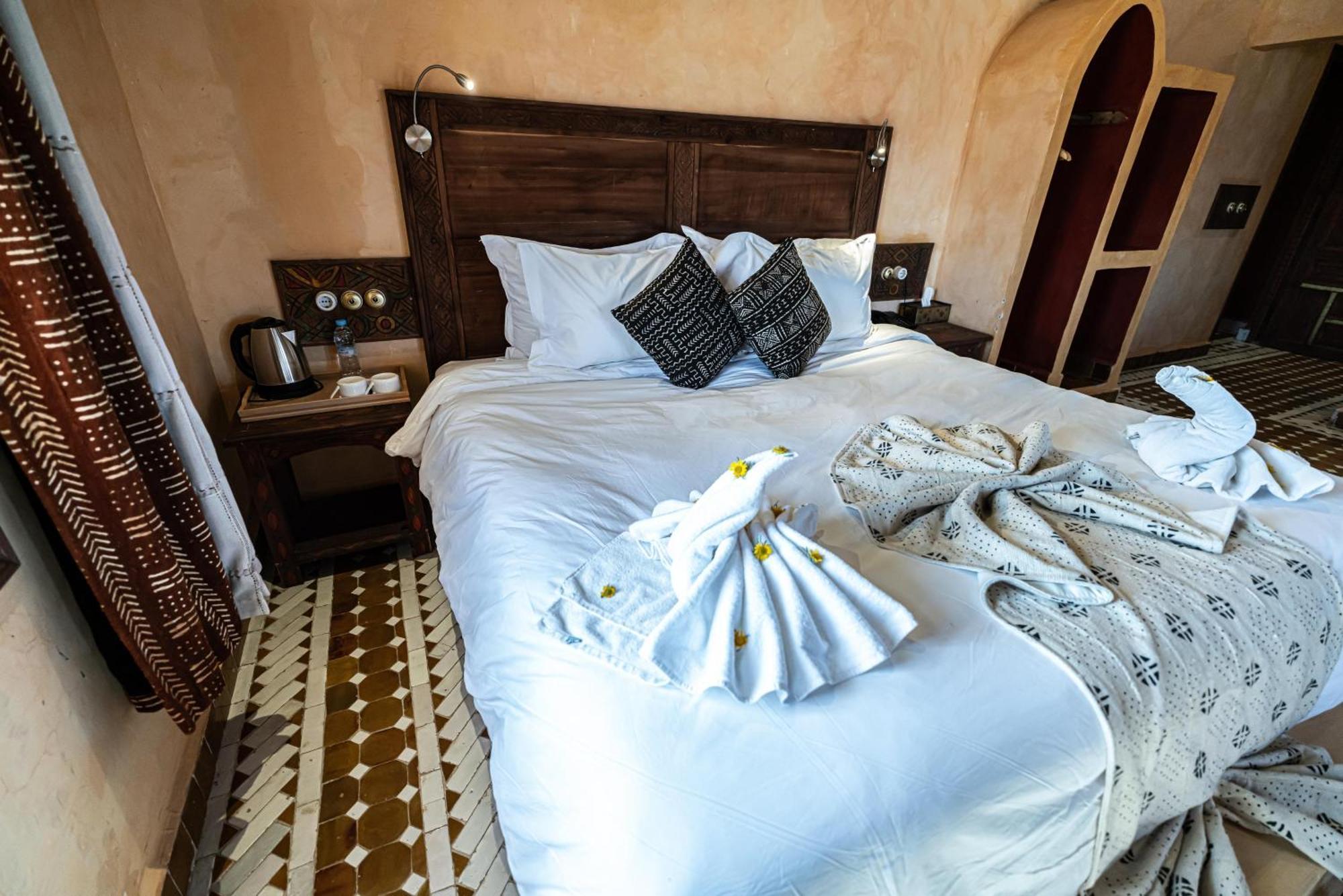 Hotel Riad Xaluca Мерзуга Екстер'єр фото