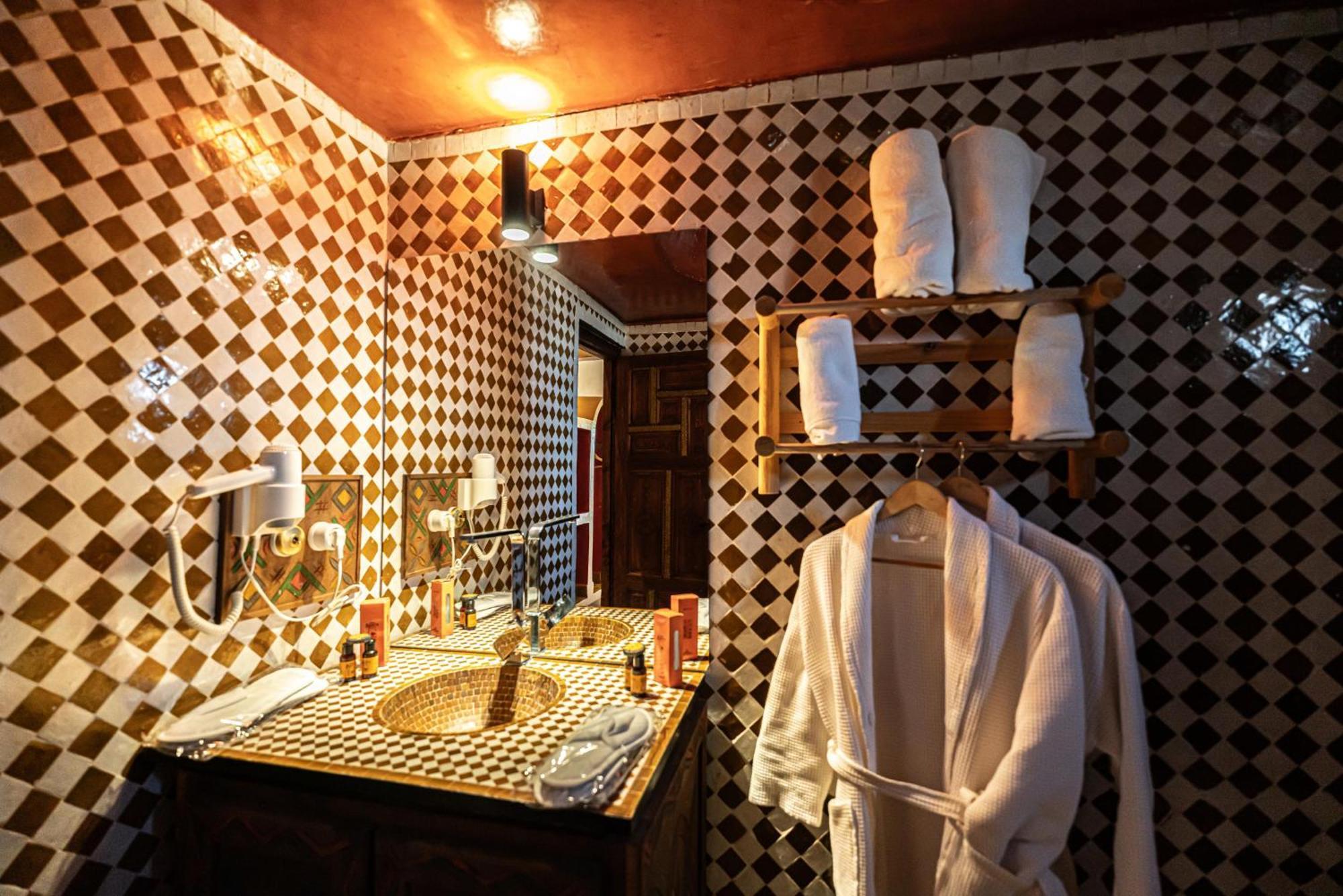 Hotel Riad Xaluca Мерзуга Екстер'єр фото