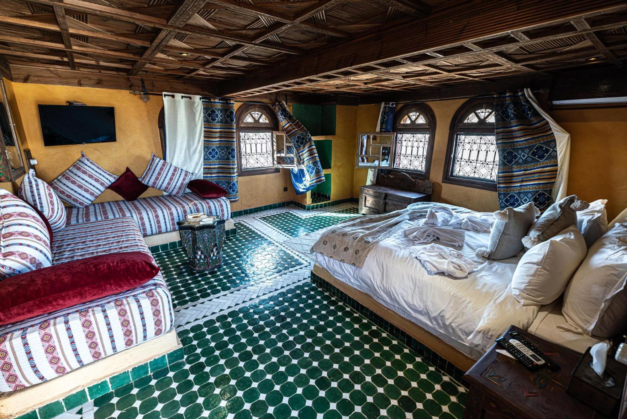 Hotel Riad Xaluca Мерзуга Екстер'єр фото