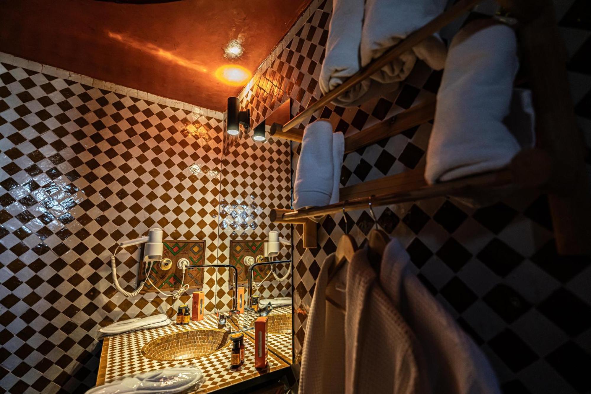 Hotel Riad Xaluca Мерзуга Екстер'єр фото