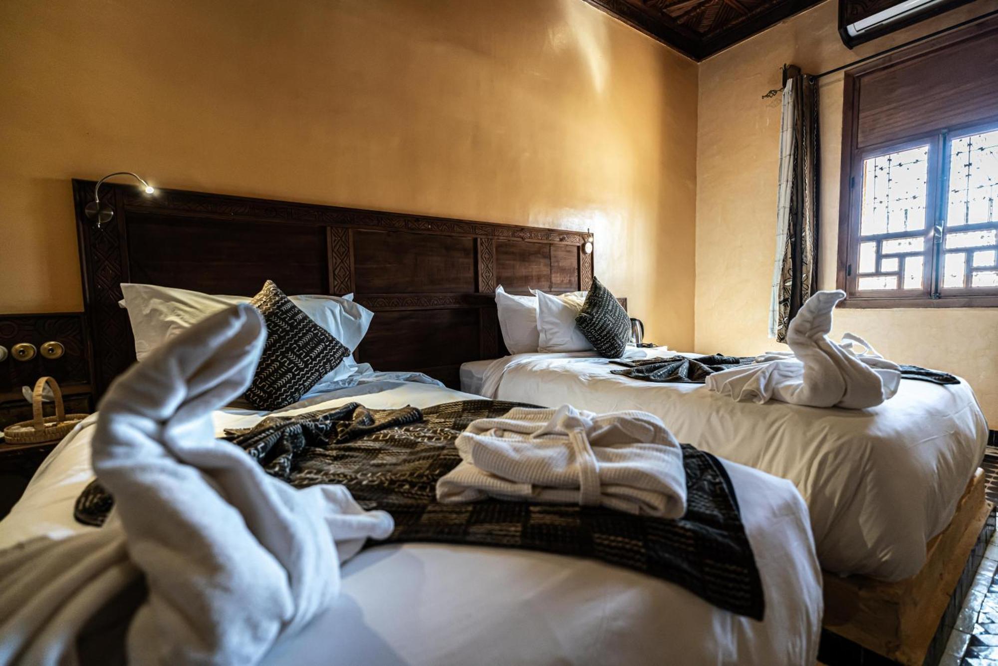 Hotel Riad Xaluca Мерзуга Екстер'єр фото