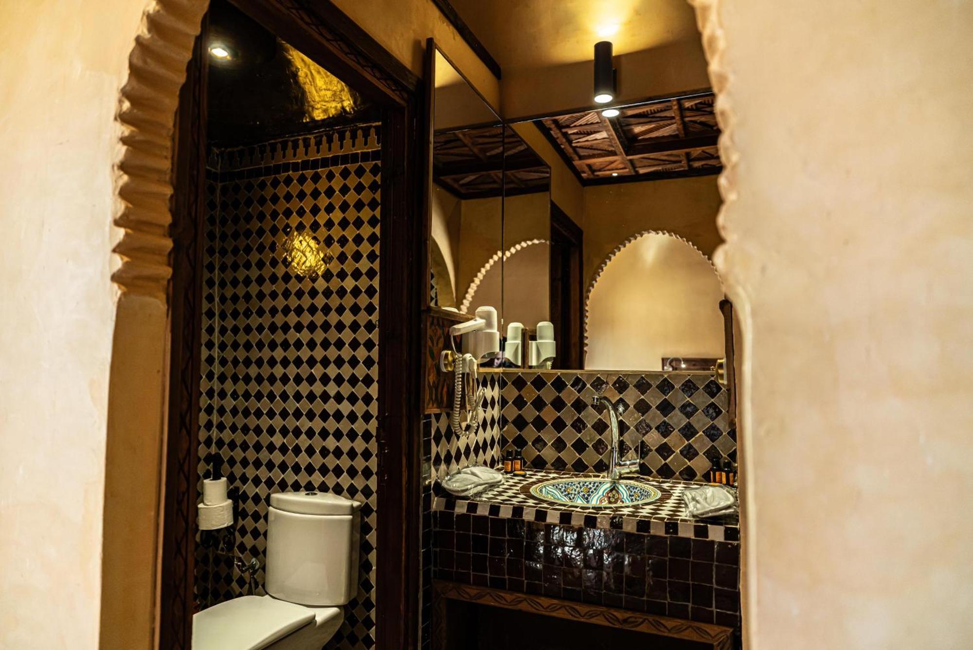 Hotel Riad Xaluca Мерзуга Екстер'єр фото