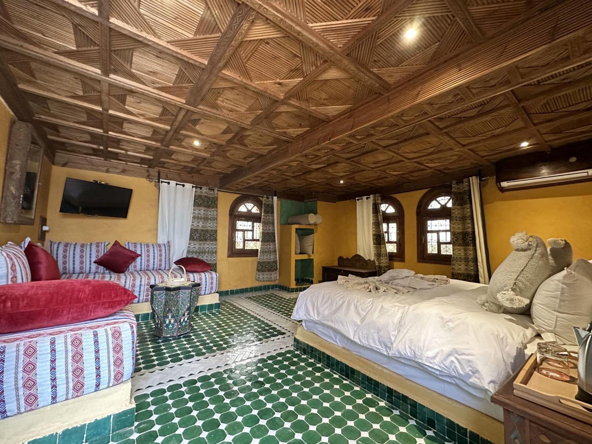 Hotel Riad Xaluca Мерзуга Екстер'єр фото