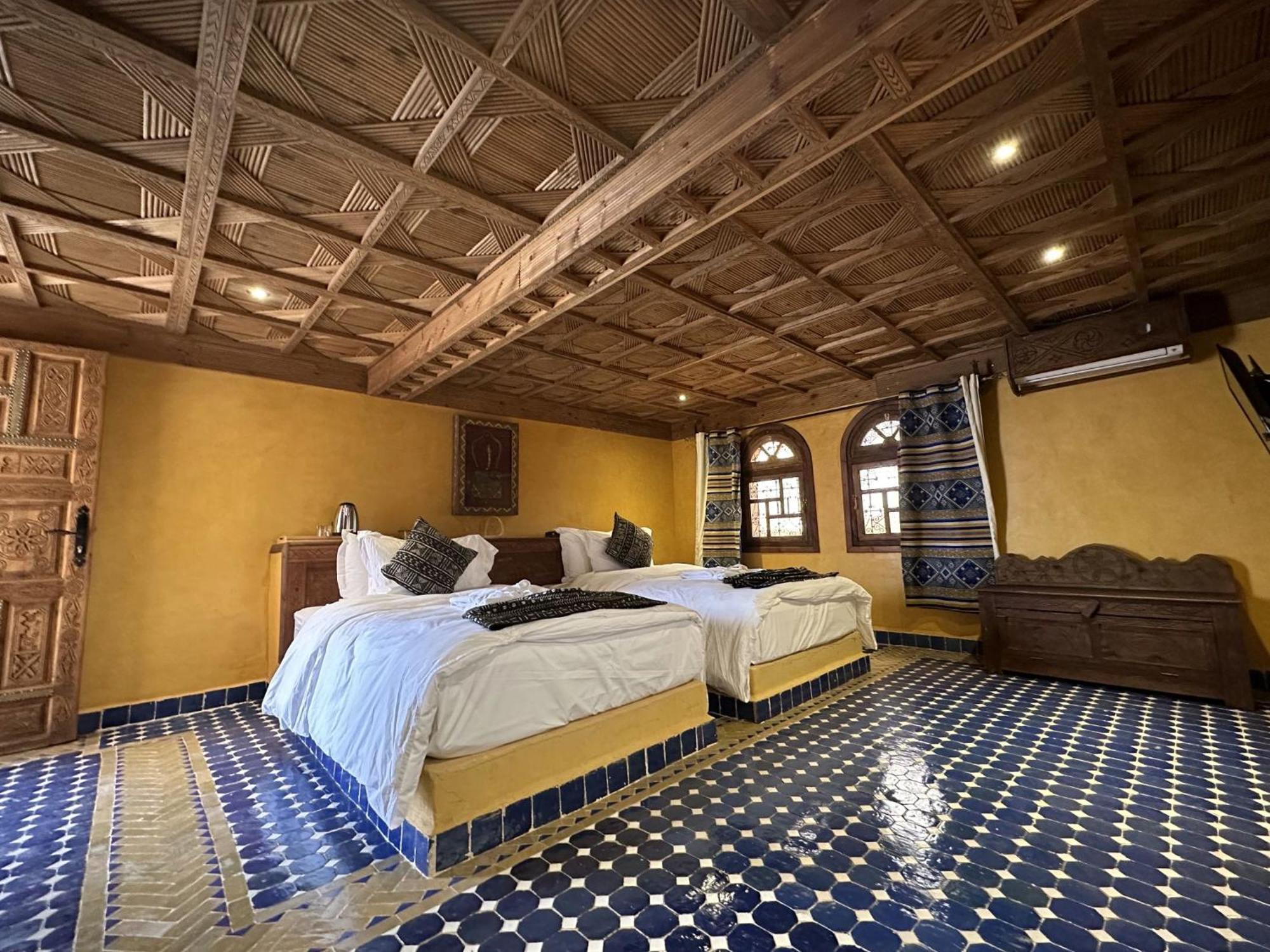 Hotel Riad Xaluca Мерзуга Екстер'єр фото