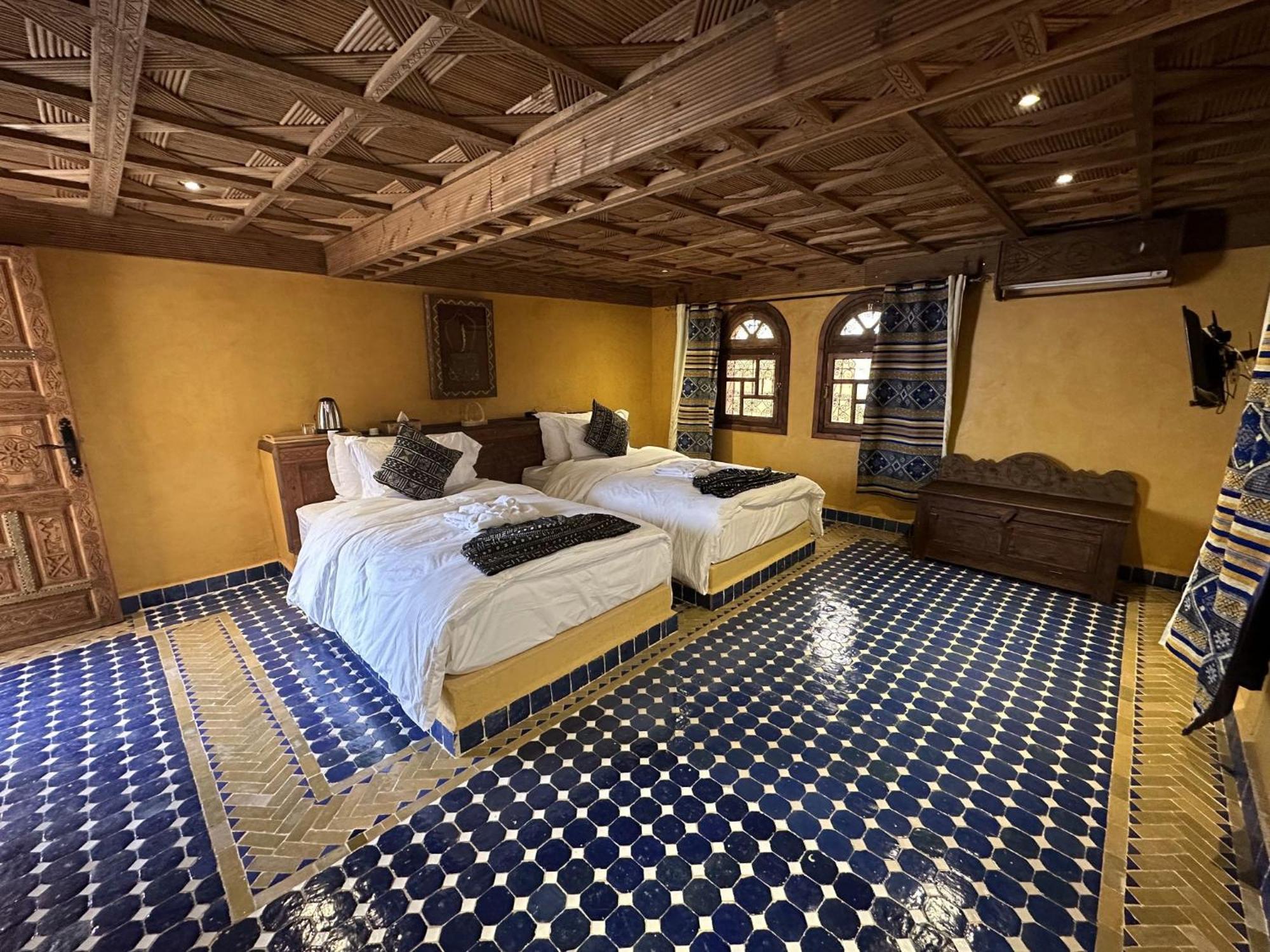 Hotel Riad Xaluca Мерзуга Екстер'єр фото